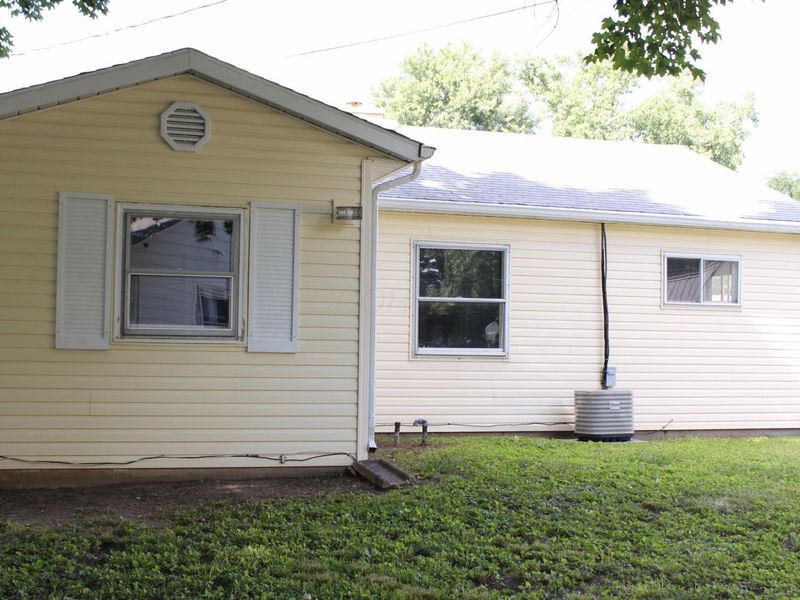 741 Cherokee Drive , Lancaster, OH 43130 Photo 6