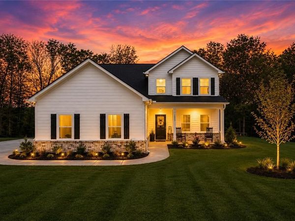 171 Strickland, Forsyth, GA 31029