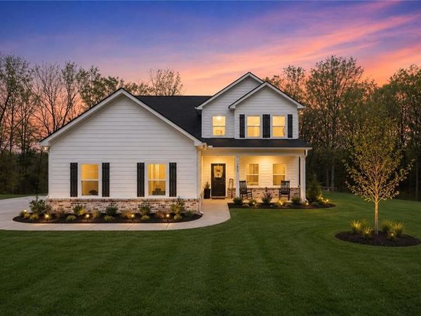 171 Strickland, Forsyth, GA 31029