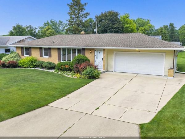 1172 ALICE DRIVE, Green Bay, WI 54304