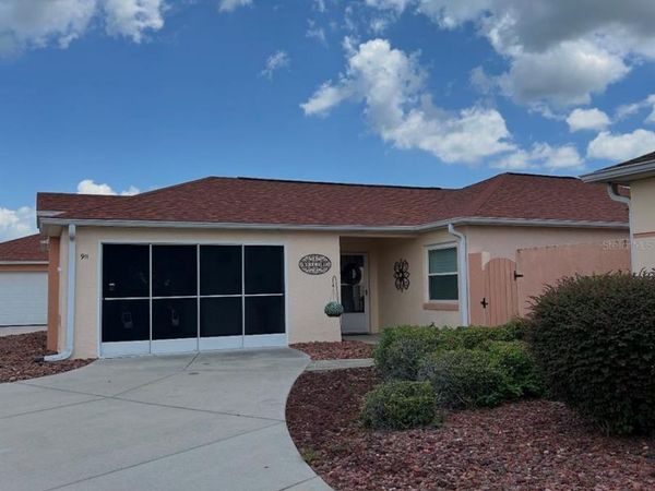 911 MEDIRA DRIVE , LADY LAKE, FL 32159