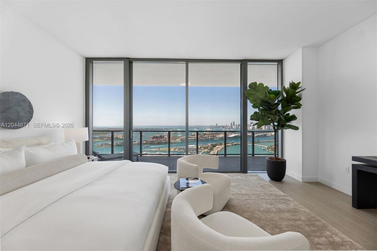 501 West Ave , Unit 4102, Miami Beach, FL 33139 Photo