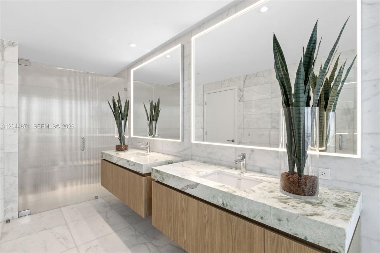 501 West Ave , Unit 4102, Miami Beach, FL 33139 Photo