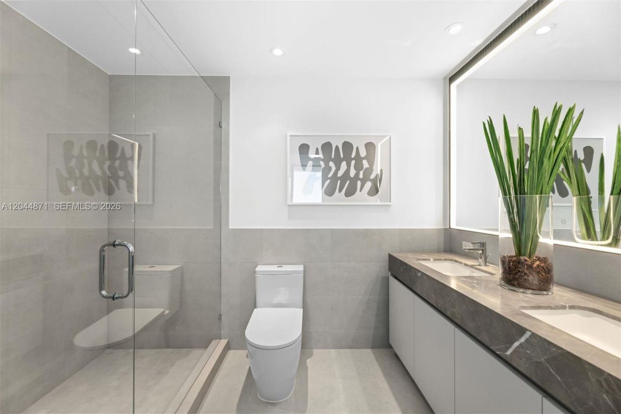 501 West Ave , Unit 4102, Miami Beach, FL 33139 Photo