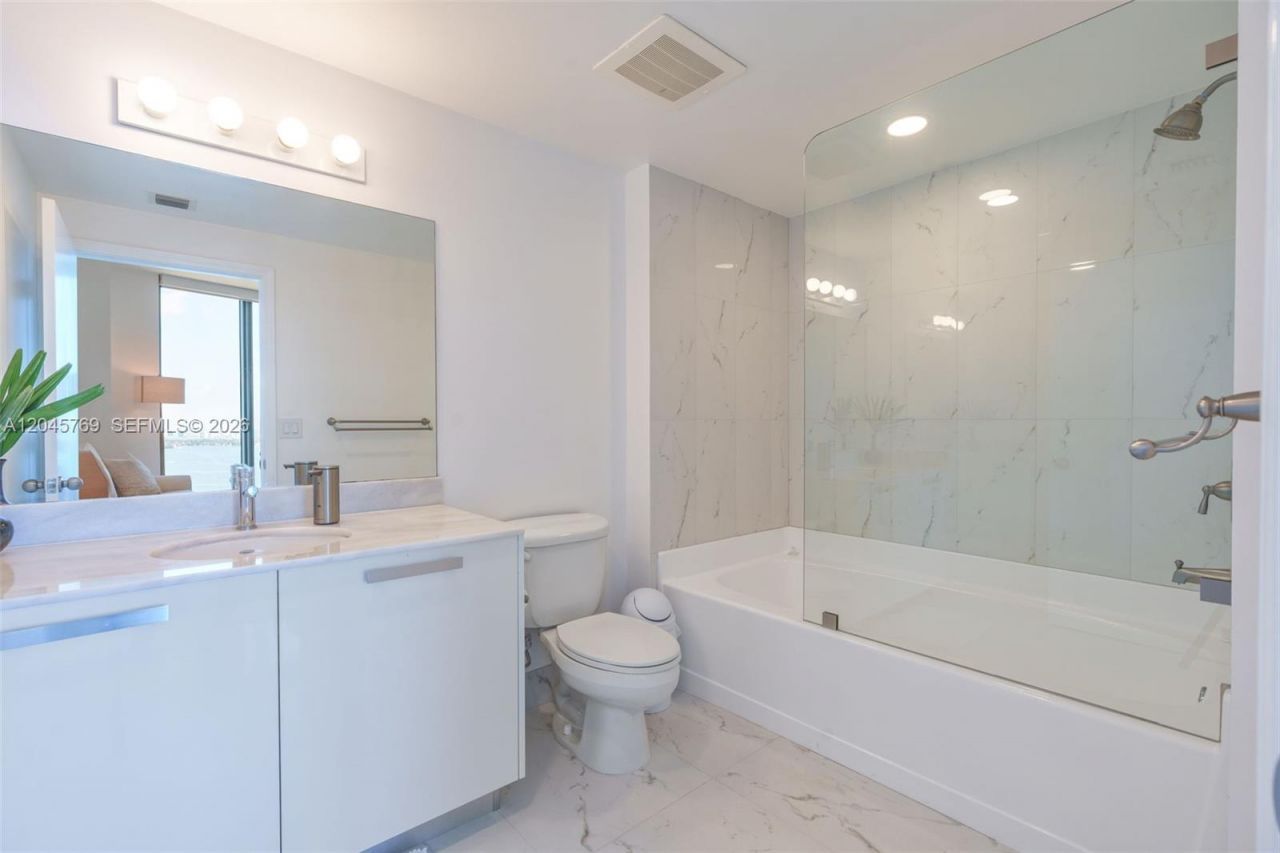 601 NE 36th St, Unit 3112, Miami, FL 33137 Photo