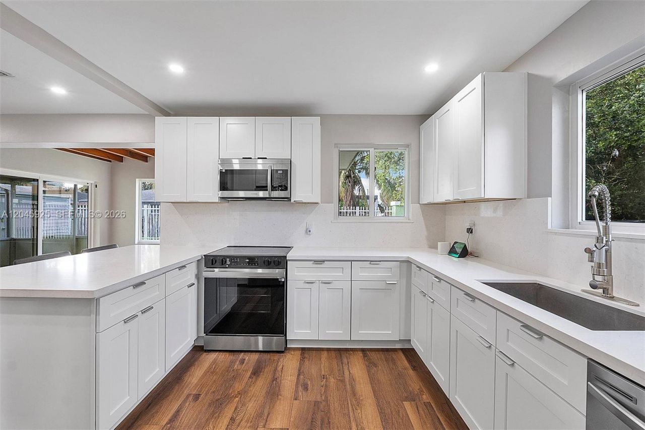 2230 Atlanta St , Unit ., Hollywood, FL 33020 Photo