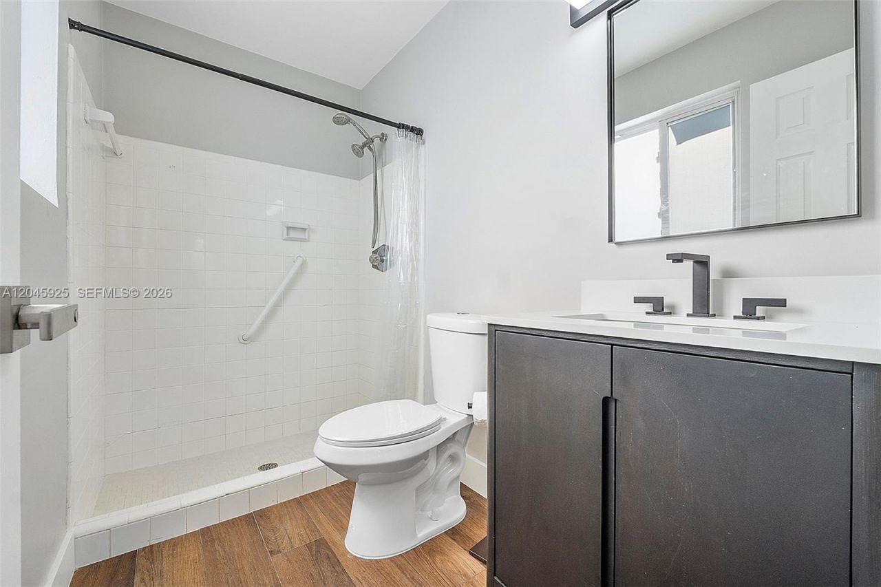 2230 Atlanta St , Unit ., Hollywood, FL 33020 Photo