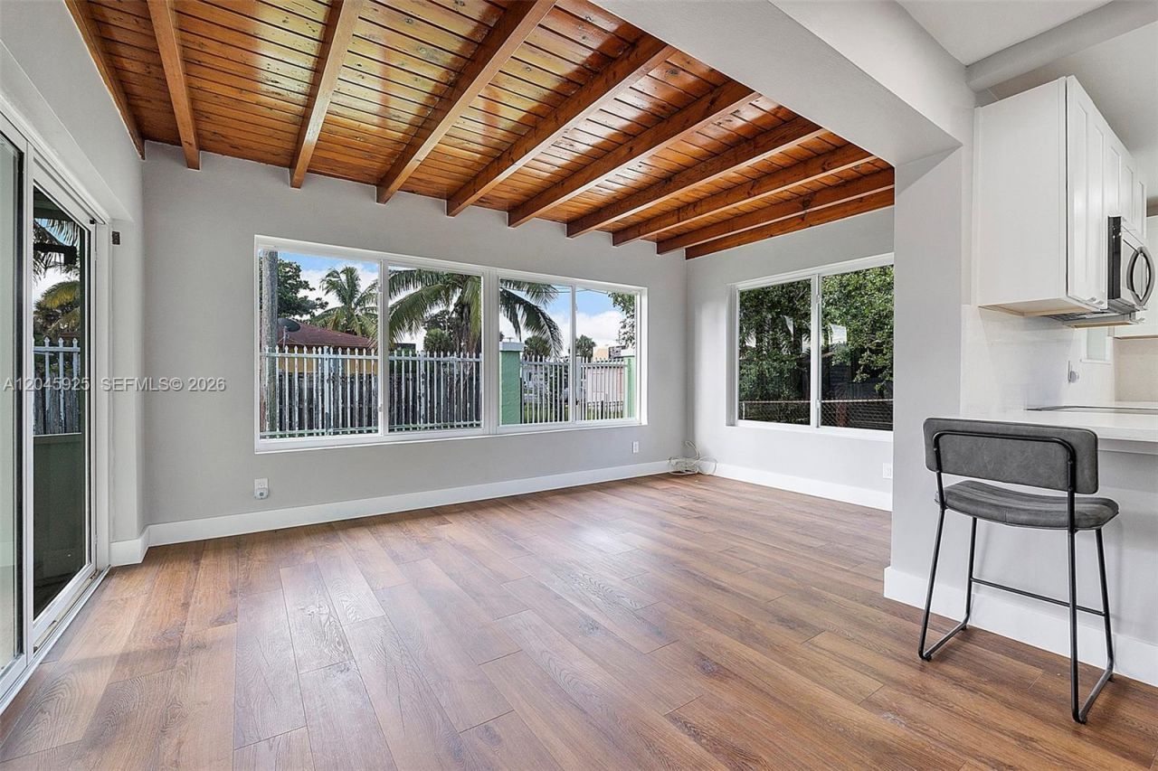 2230 Atlanta St , Unit ., Hollywood, FL 33020 Photo