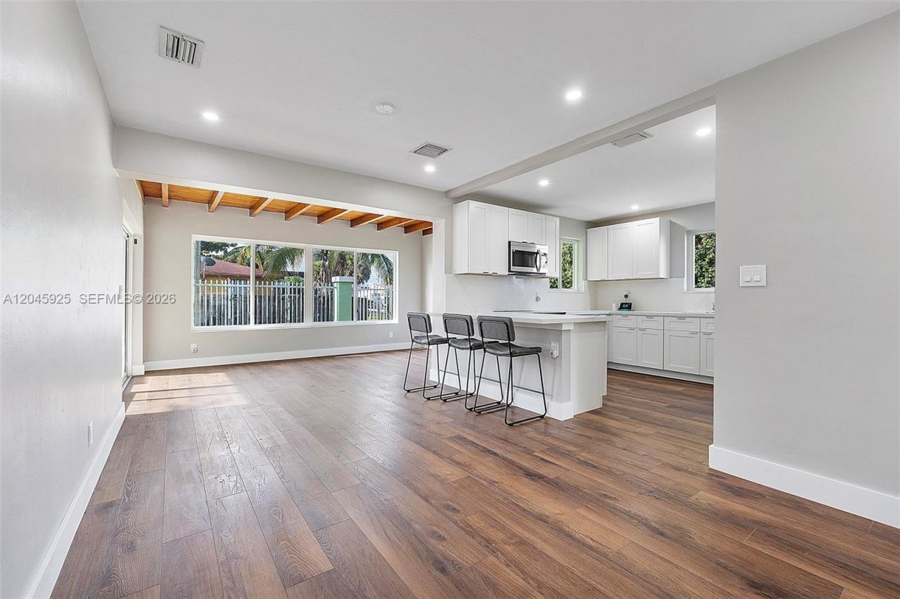 2230 Atlanta St , Unit ., Hollywood, FL 33020 Photo