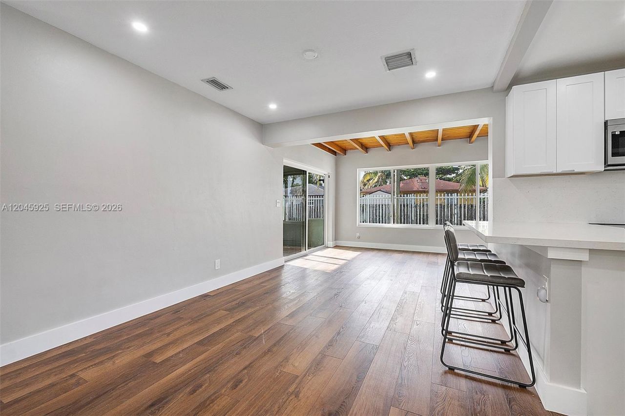 2230 Atlanta St , Unit ., Hollywood, FL 33020 Photo