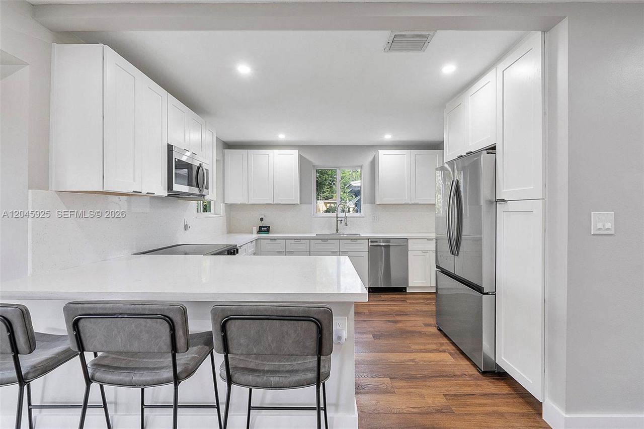 2230 Atlanta St , Unit ., Hollywood, FL 33020 Photo