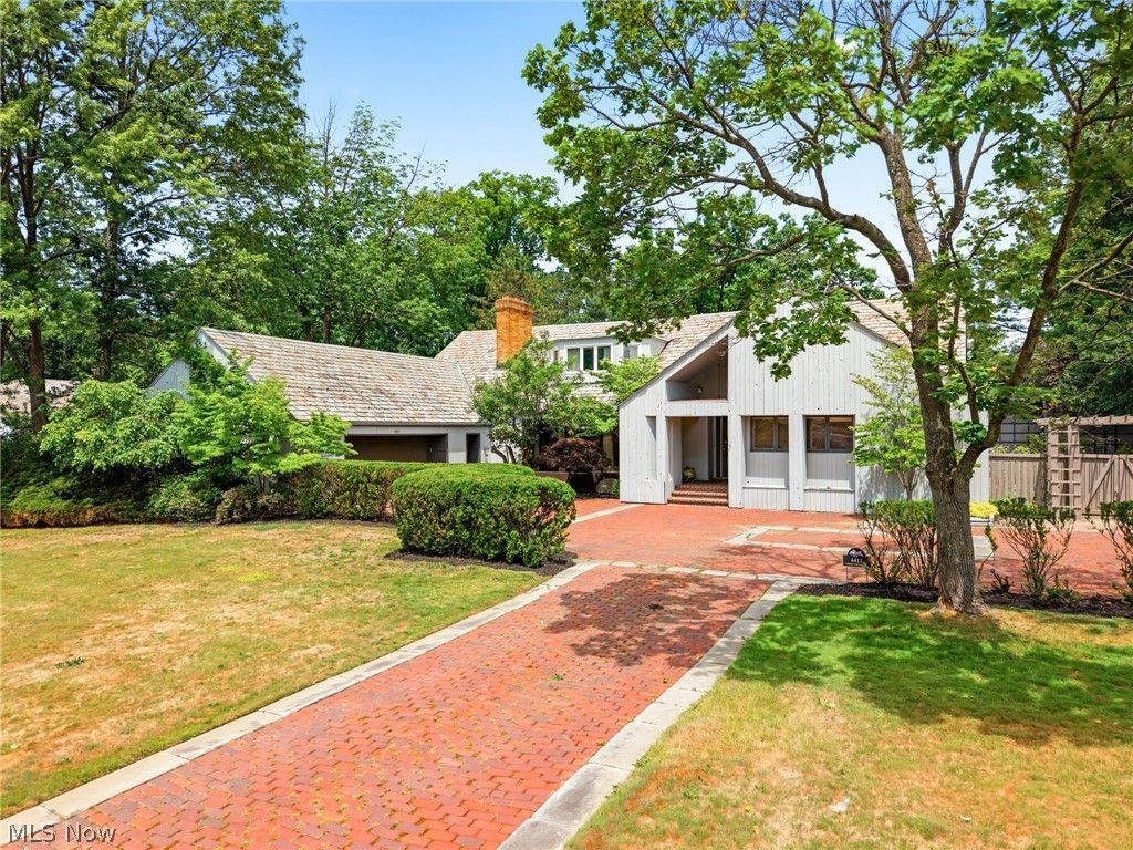 4411 University Parkway, University Heights, OH 44118