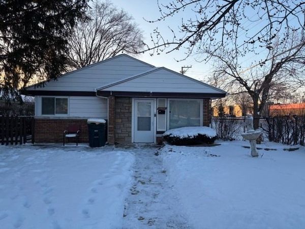 17002 Lorenz Avenue , Lansing, IL 60438