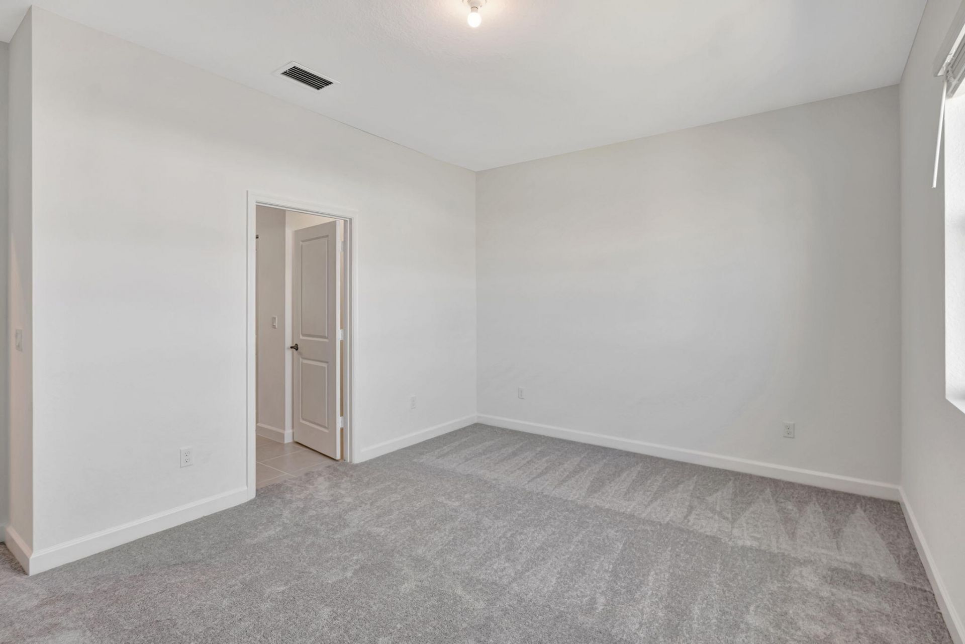 539 SE Rivergrass Street, Port Saint Lucie, FL 34984 Photo