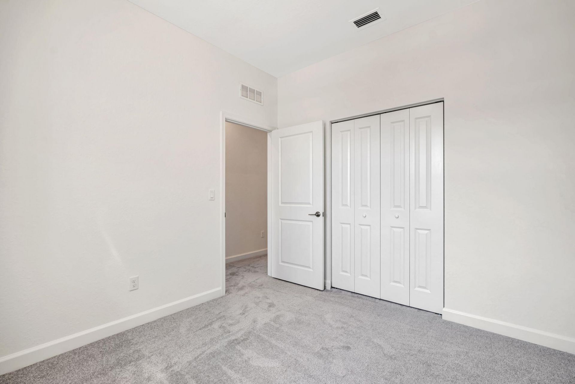 539 SE Rivergrass Street, Port Saint Lucie, FL 34984 Photo