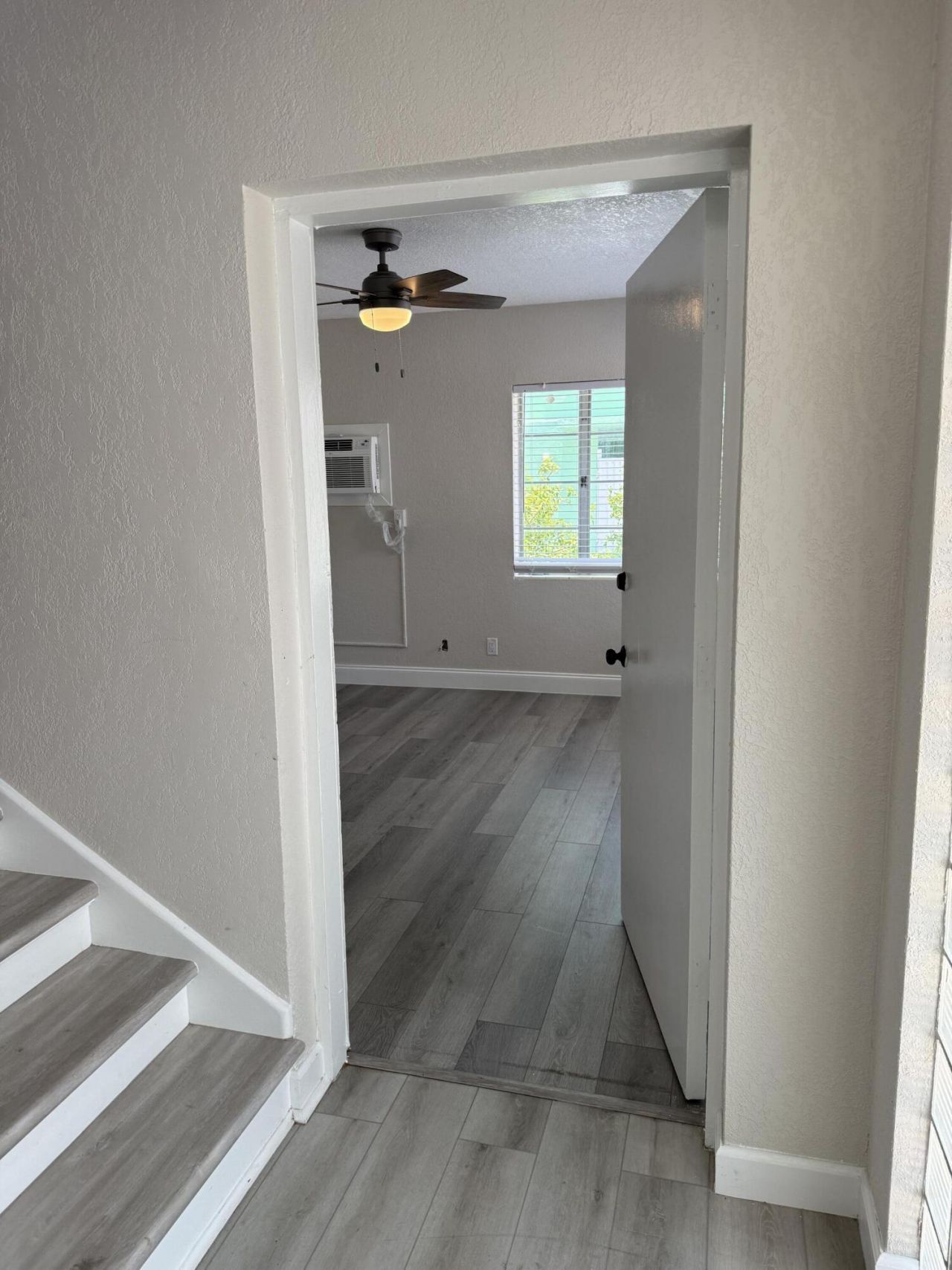 112 Lake Avenue, Unit 1, Lake Worth Beach, FL 33460 Photo