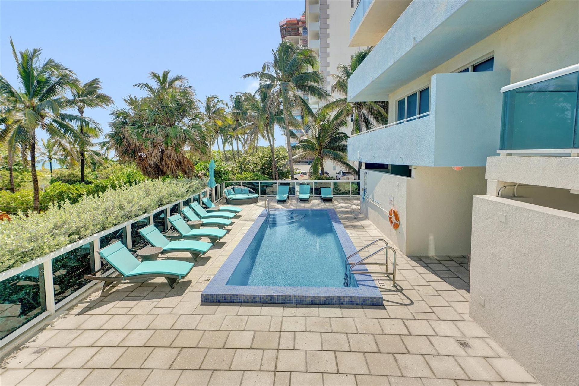 9172 Collins Avenue, Unit 302, Surfside, FL 33154 Photo
