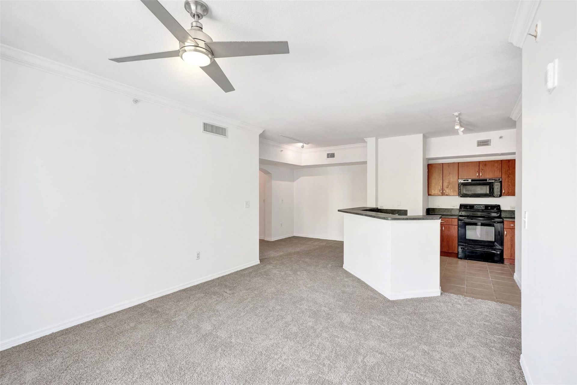 9172 Collins Avenue, Unit 302, Surfside, FL 33154 Photo