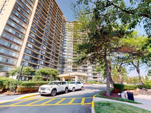 1 Bay Club Drive , Unit 17E, Bayside, NY 11360