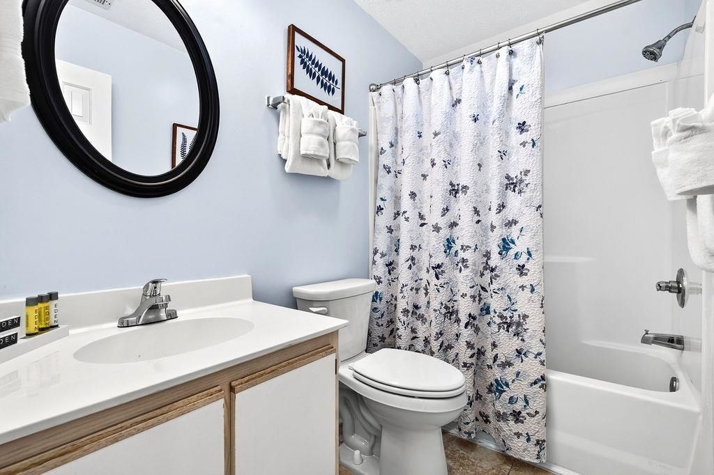 366 Pinehurst Ln. Photo 20