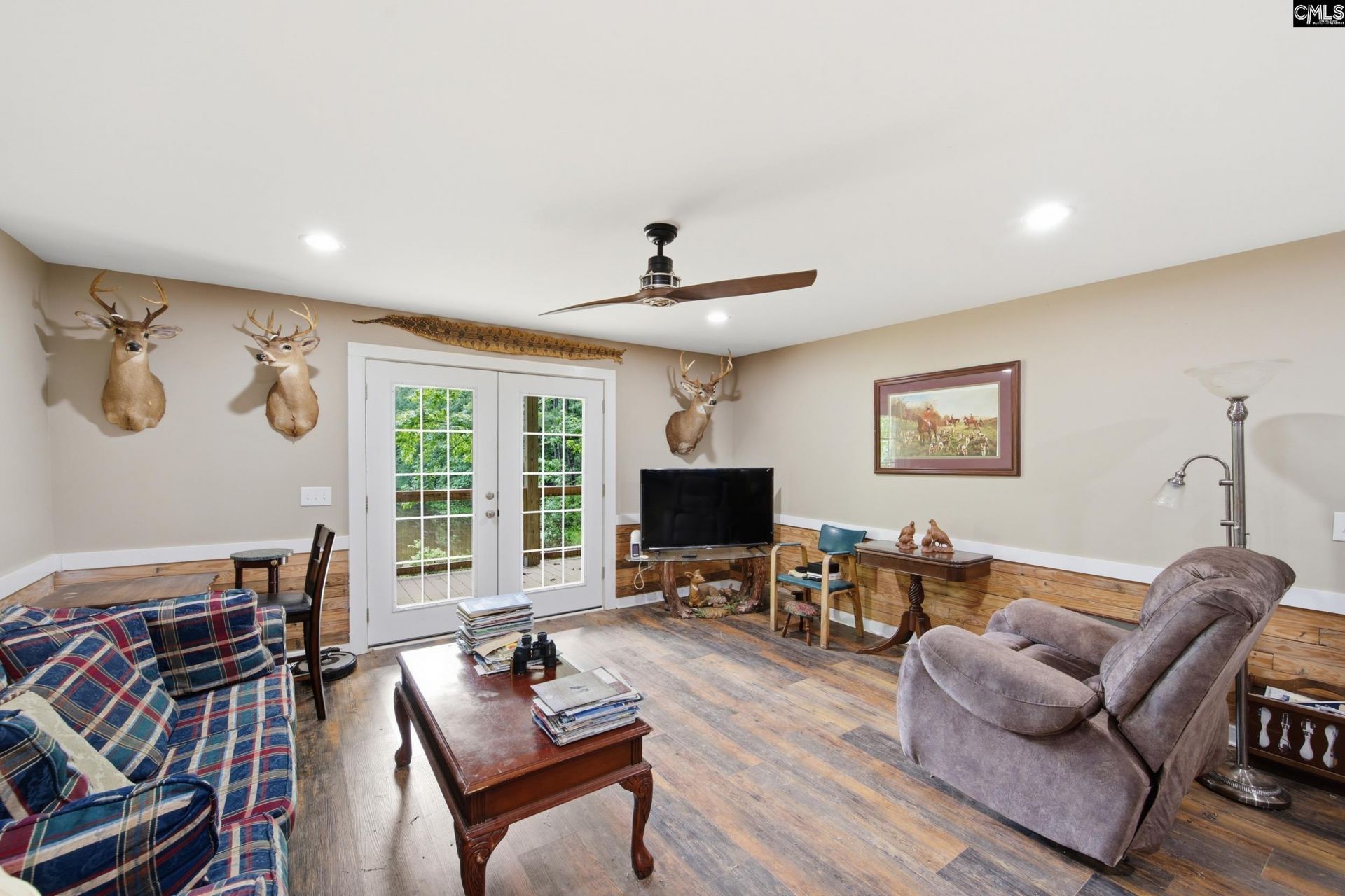 1579 Rockton Thruway Road  Photo 15