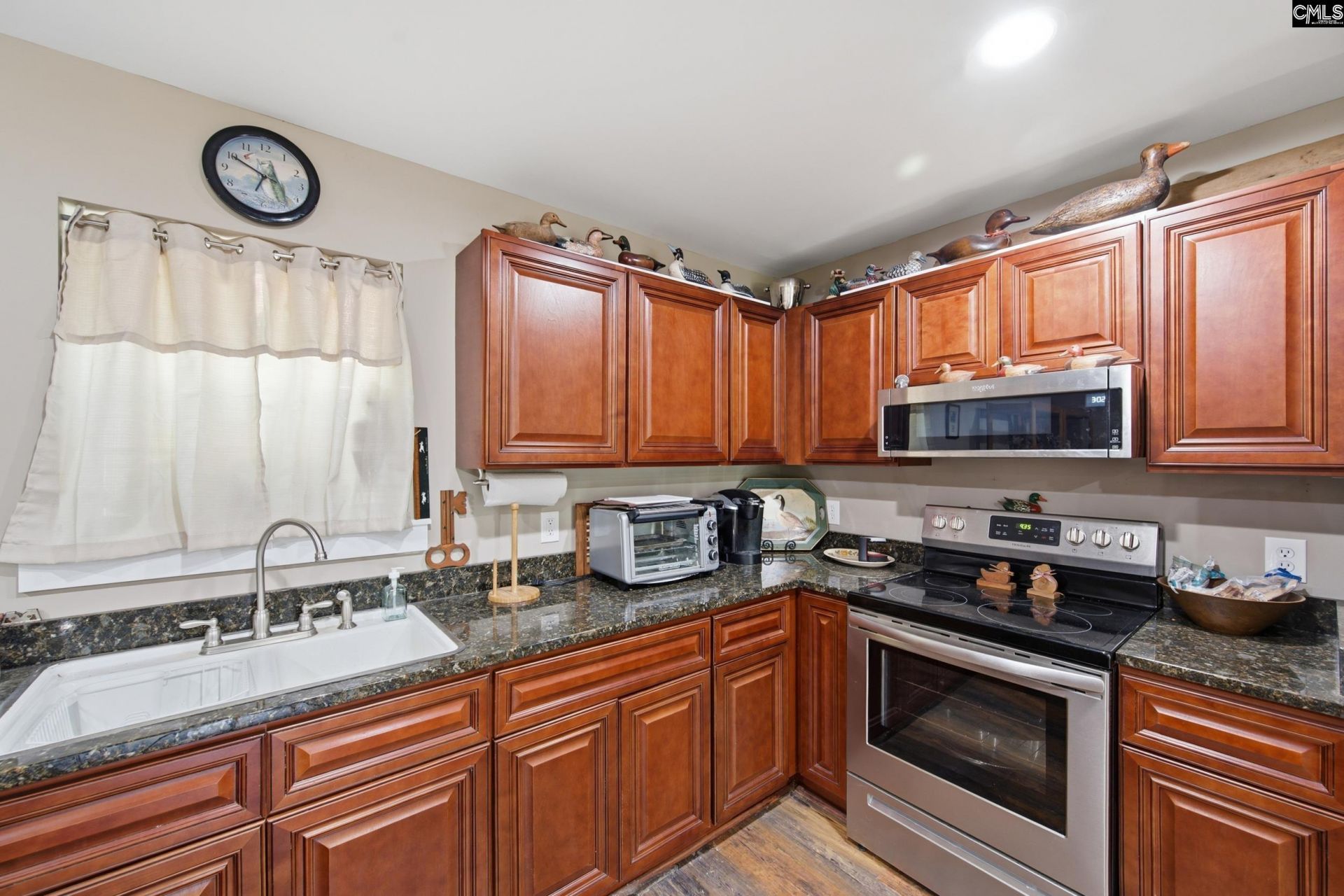 1579 Rockton Thruway Road Photo 22