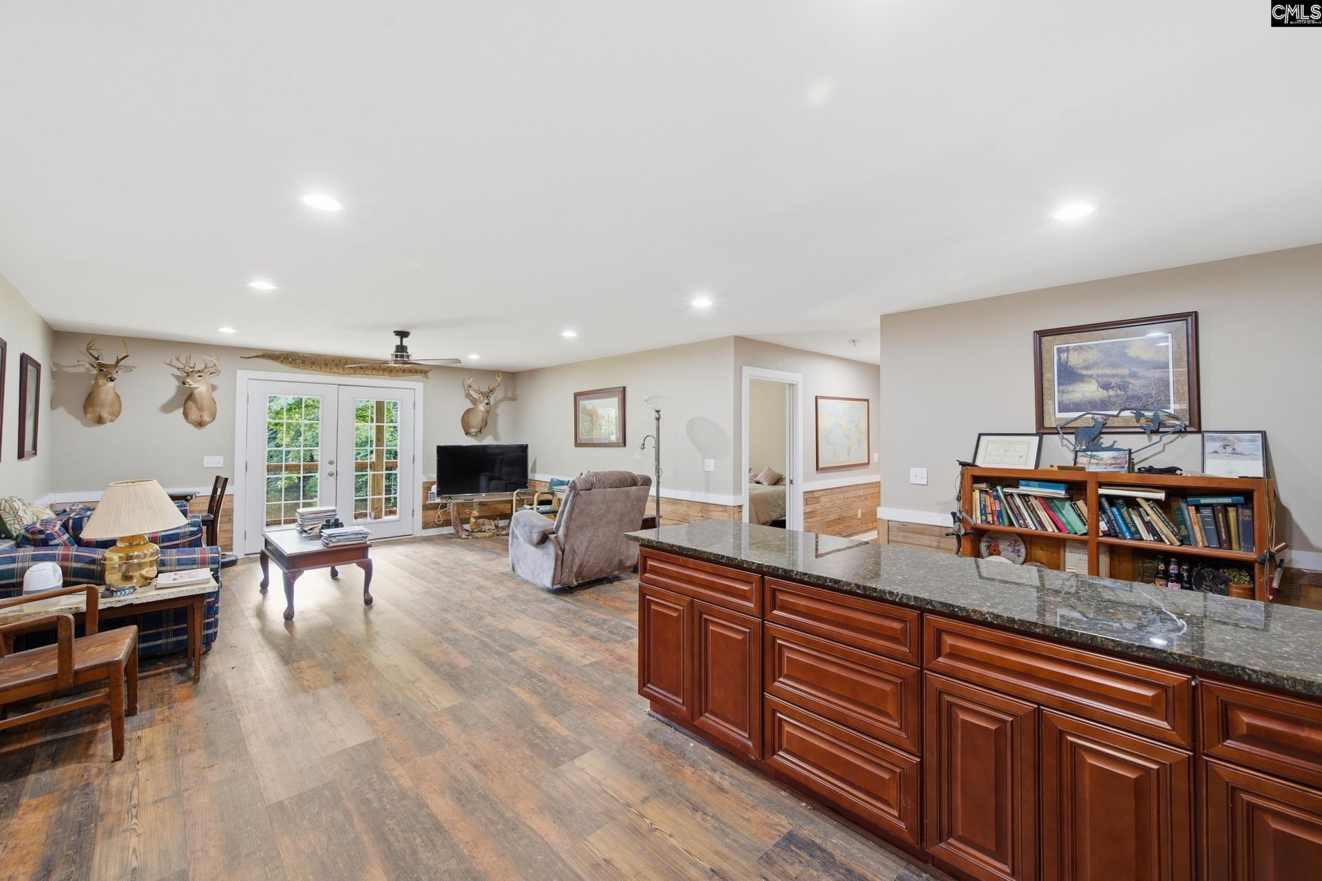 1579 Rockton Thruway Road Photo 23