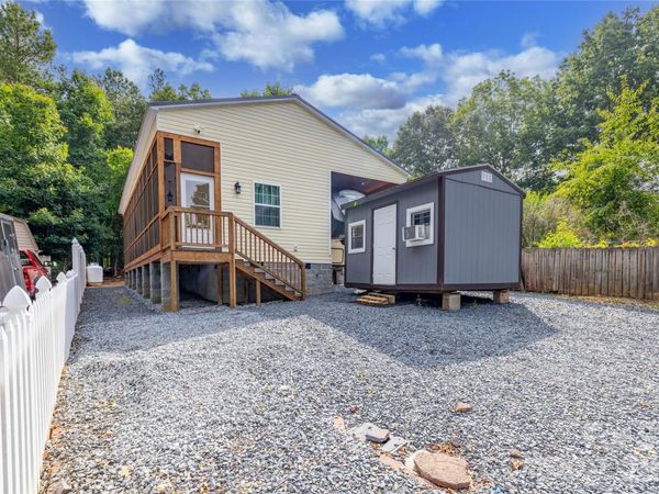 192 Roberts Ridge Road, Mount Gilead, NC 27306