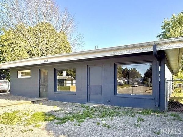 1505 E Wabash Avenue, Crawfordsville, IN 47933