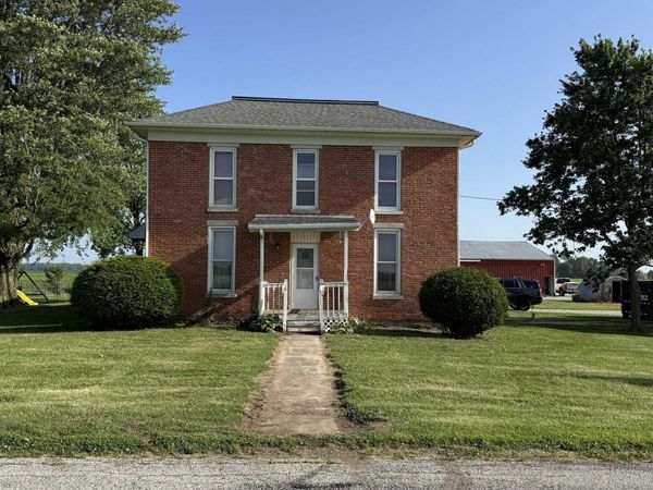721 E 100 S, Huntington, IN 46750