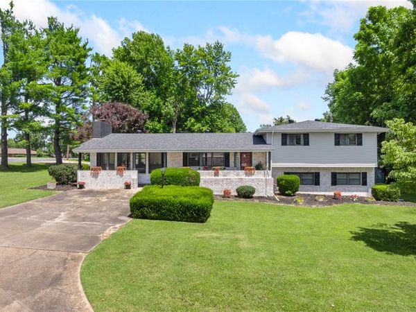 1123 N Liberty Street , Harrison, AR 72601