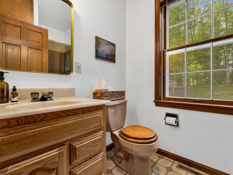 3045 Lakeview Drive, Mansfield, OH 44904 Photo 31