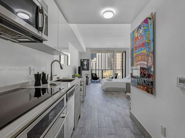 1300 Brickell Bay Dr, Unit 2713, Miami, FL 33131