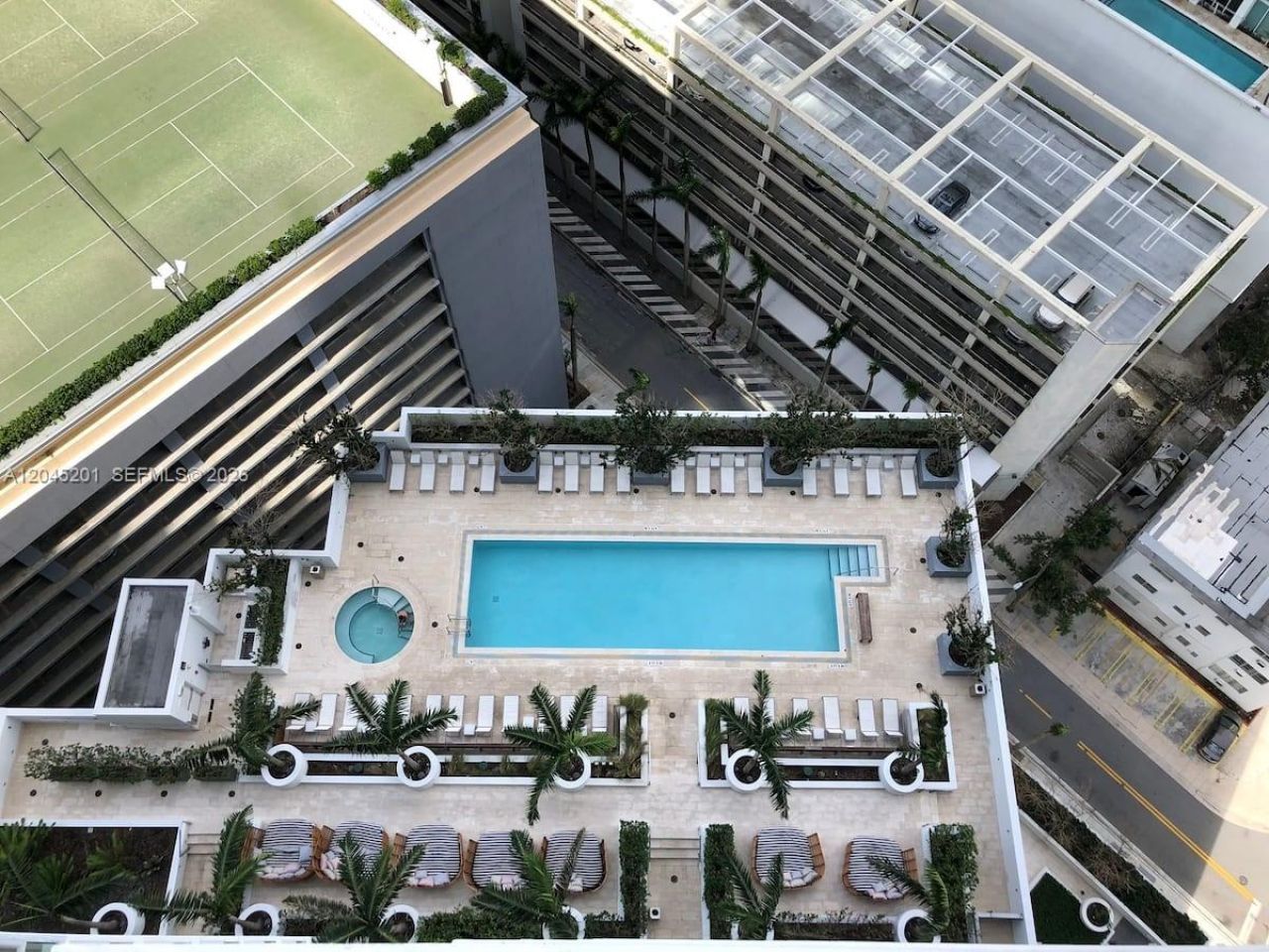 1300 Brickell Bay Dr, Unit 2713, Miami, FL 33131 Photo
