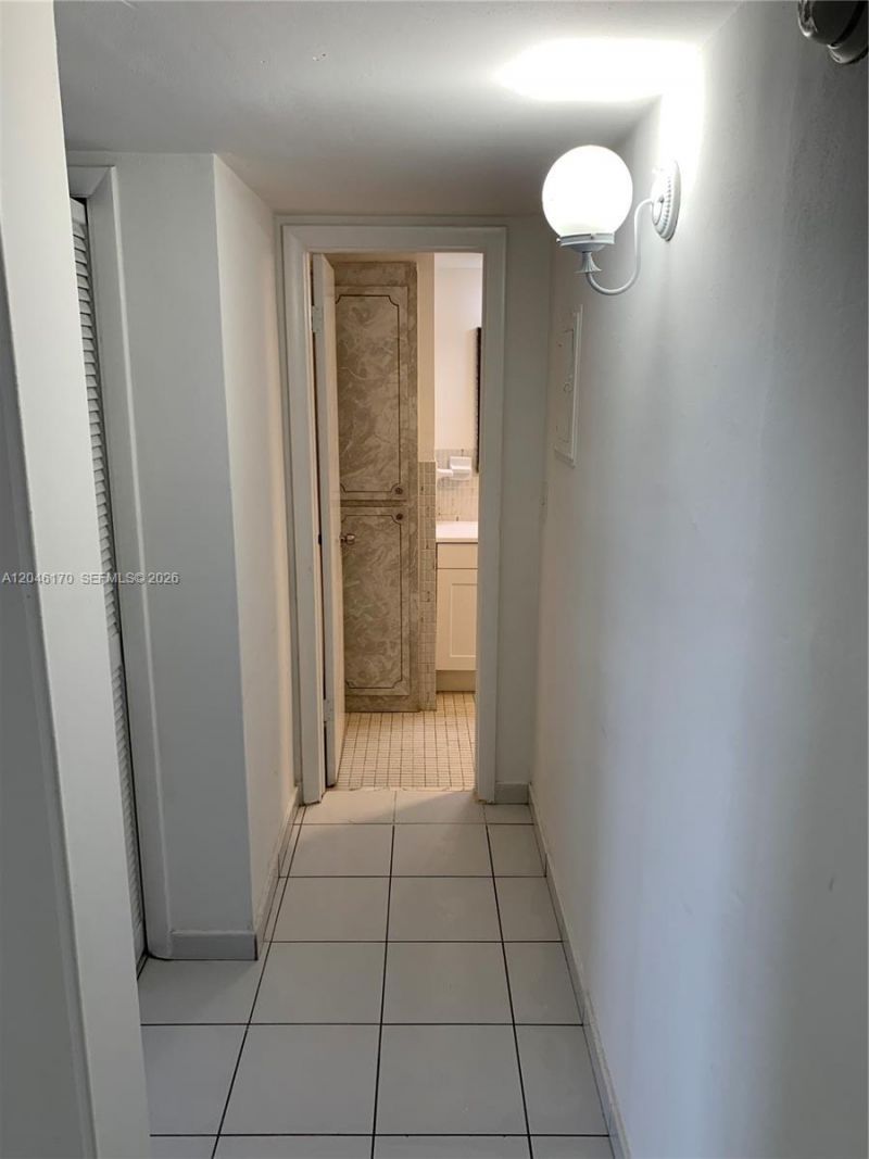 2861 Leonard Dr , Unit F301, Aventura, FL 33160 Photo
