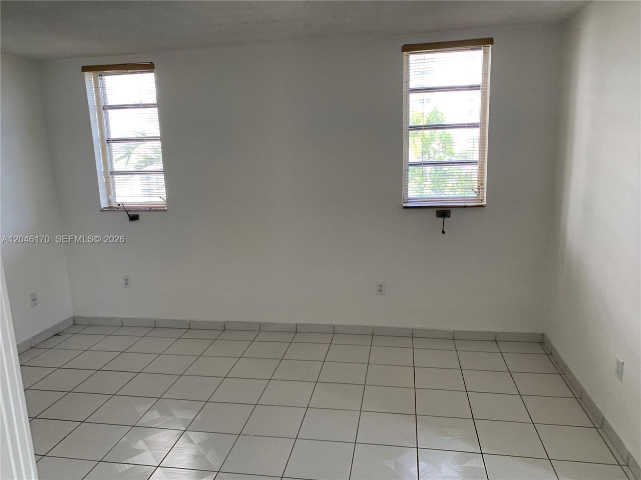 2861 Leonard Dr , Unit F301, Aventura, FL 33160 Photo