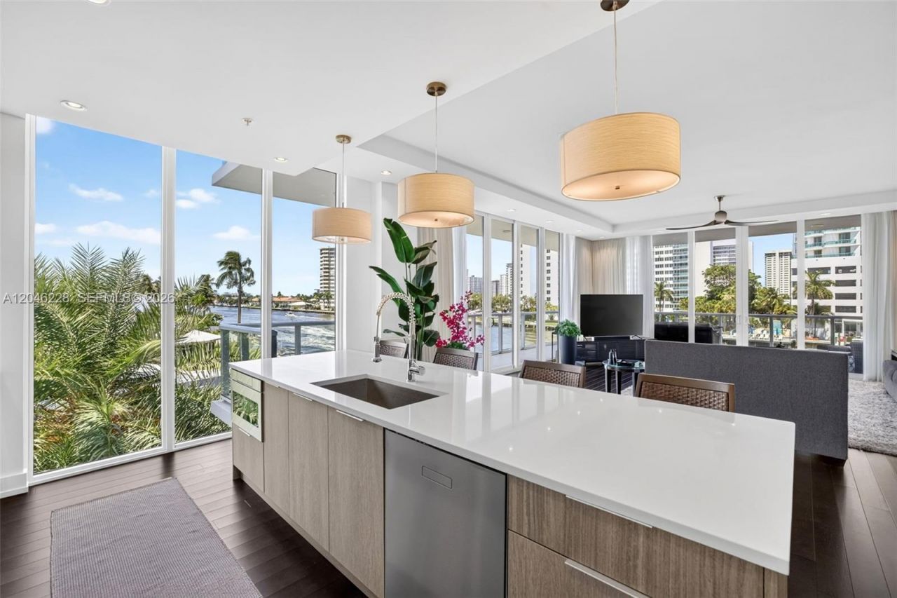 2895 NE 33rd Ct, Unit 3A, Fort Lauderdale, FL 33306 Photo