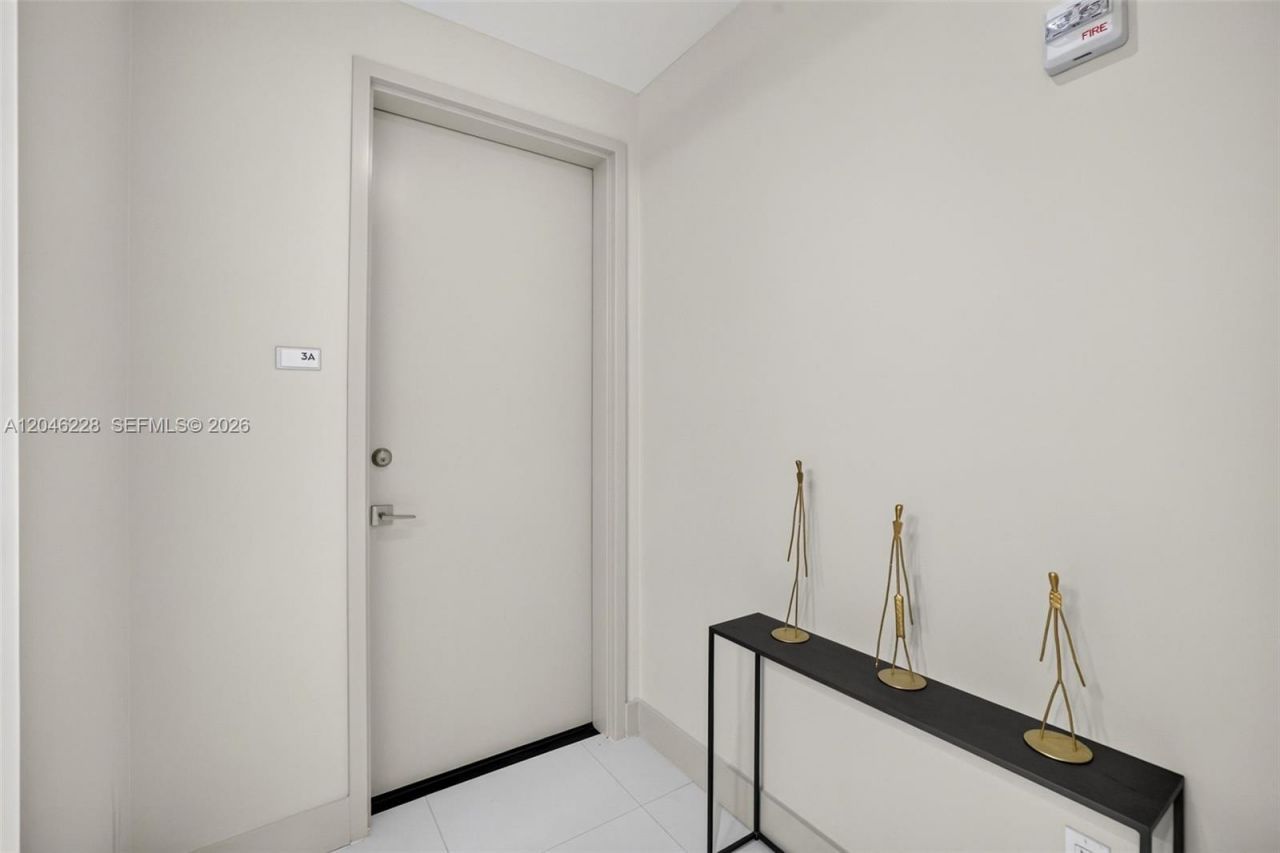 2895 NE 33rd Ct, Unit 3A, Fort Lauderdale, FL 33306 Photo