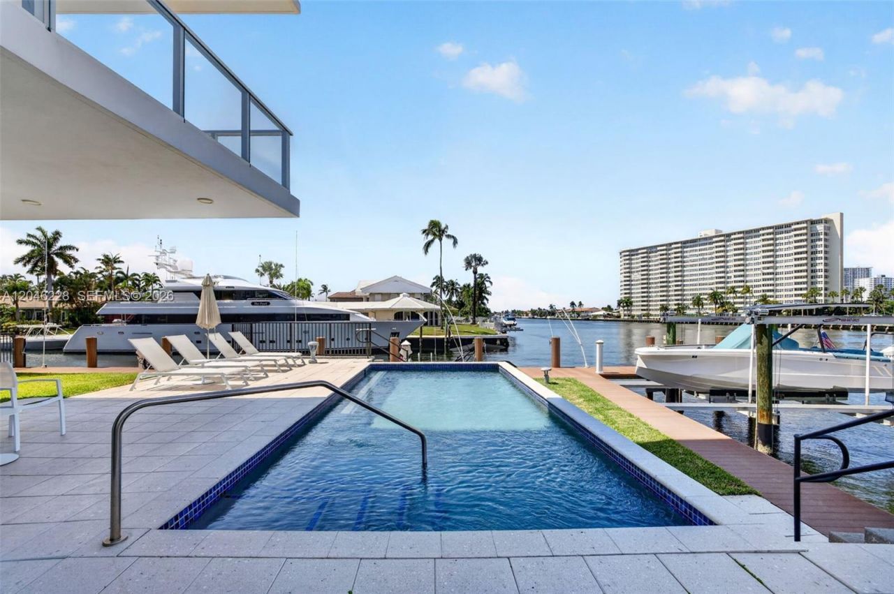 2895 NE 33rd Ct, Unit 3A, Fort Lauderdale, FL 33306 Photo