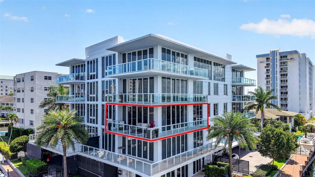 2895 NE 33rd Ct, Unit 3A, Fort Lauderdale, FL 33306 Photo