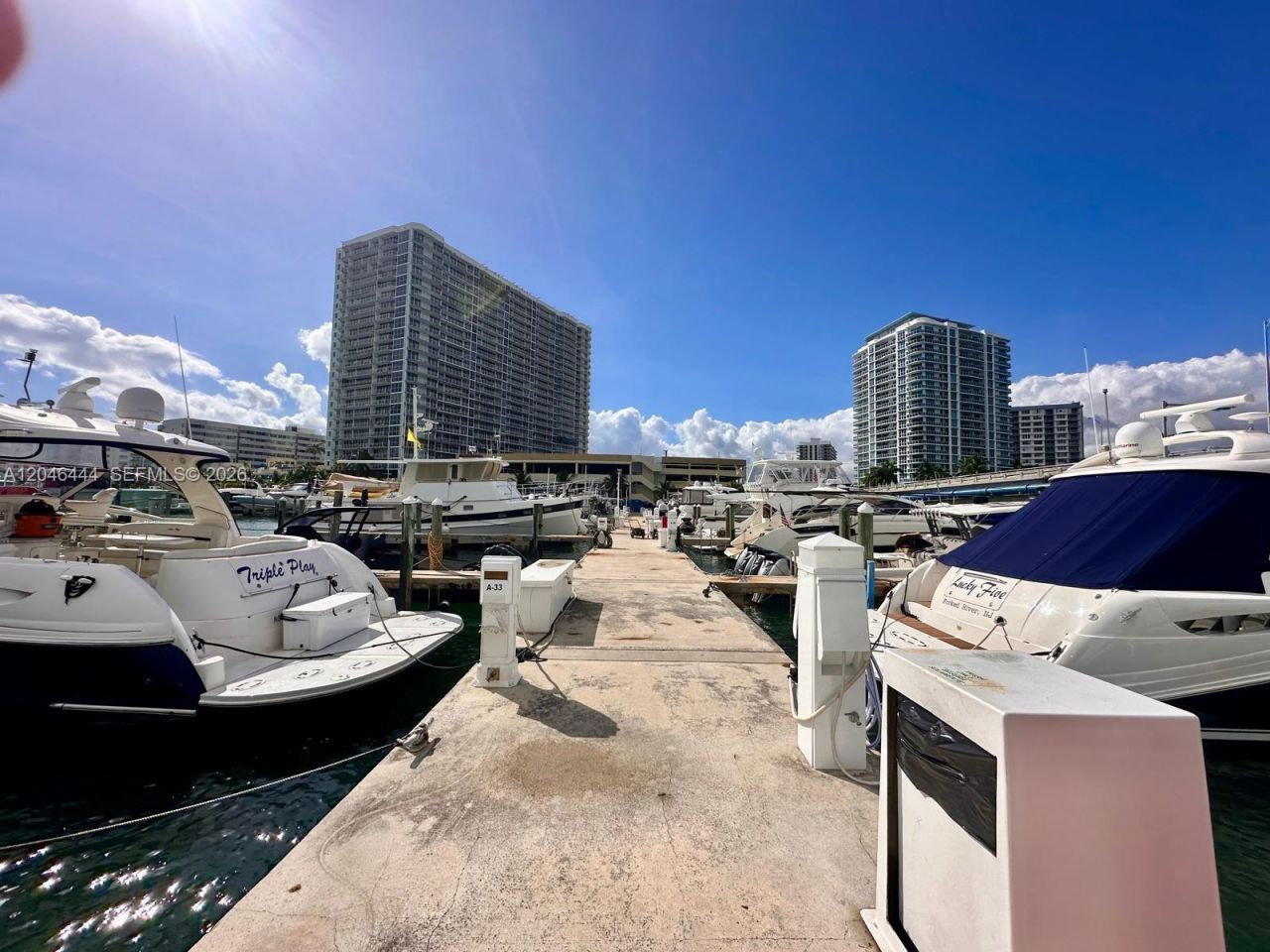 7601 E Treasure Dr , North Bay Village, FL 33141 Photo