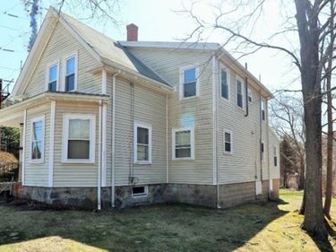 161 Matfield St, Unit 1A, West Bridgewater, MA 02324