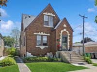 3835 Maple Avenue, Berwyn, IL 60402 primary photo