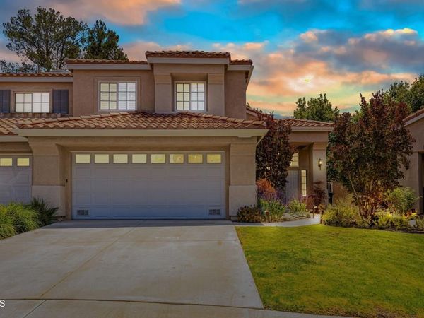 146 Symphony Lane, Oak Park, CA 91377