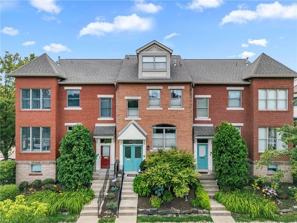 1740 S Shore Ct , Pittsburgh, PA 15203