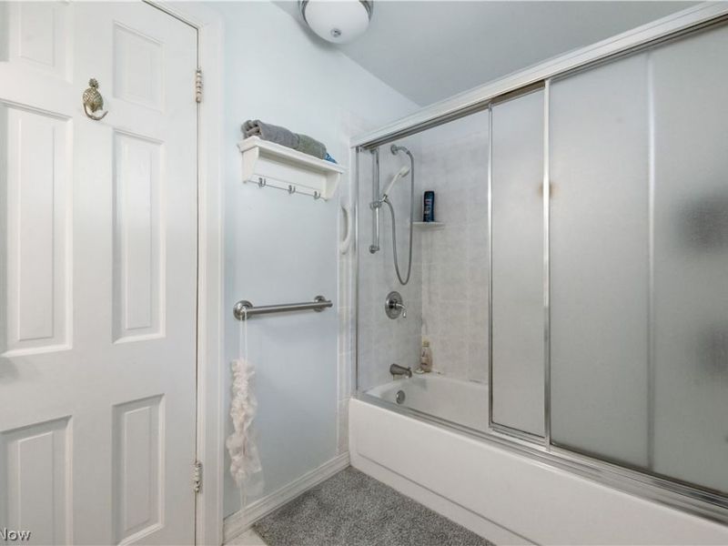 303 Cordelia Street SW, North Canton, OH 44720 Photo 49