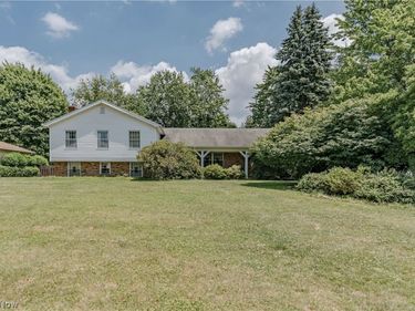 477 Snavely Road, Richmond Heights, OH 44143