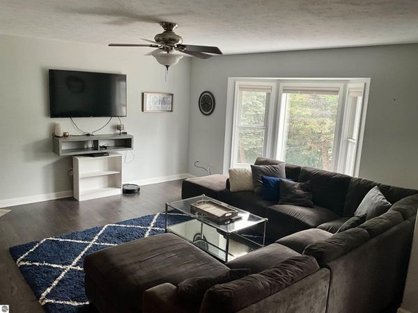 4003 Robin Hood Lane, Traverse City, MI 49686
