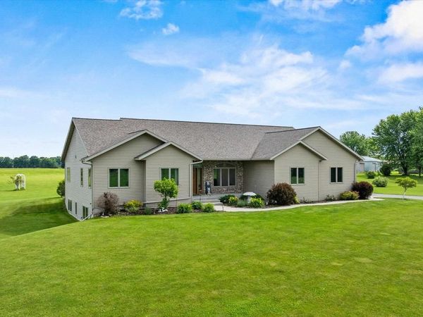 8072 MILL CREEK ROAD, Marshfield, WI 54449