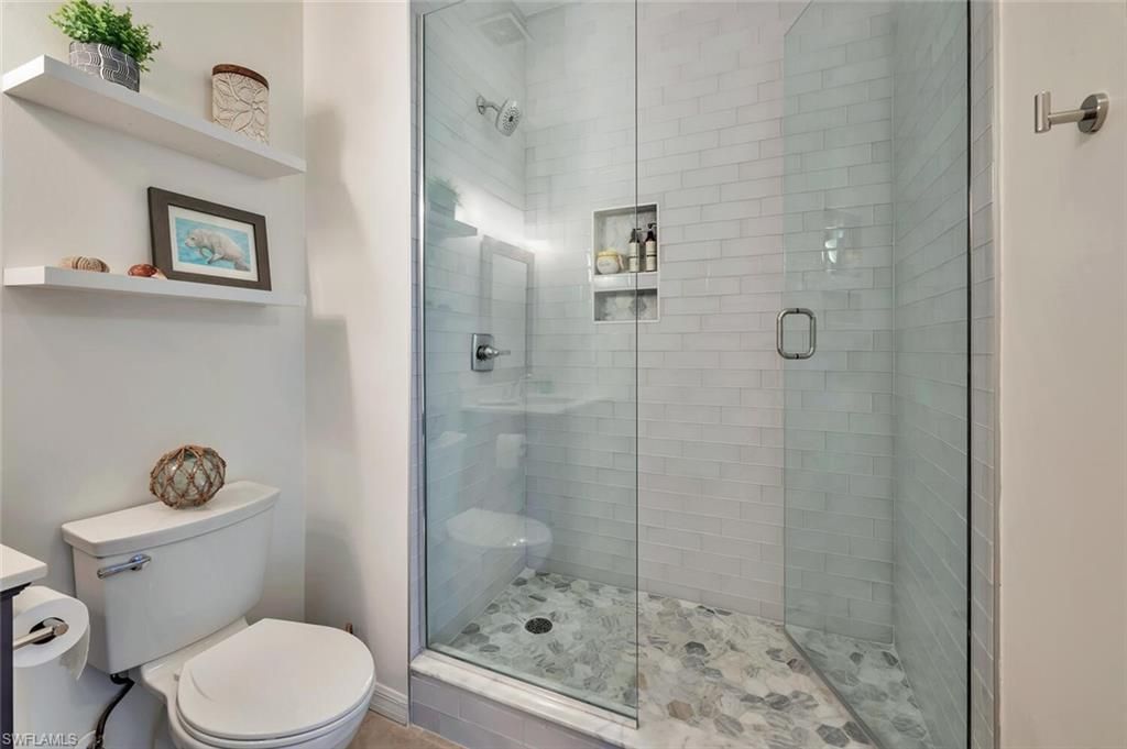4833 Hampshire Ct, Unit 302, Naples, FL 34112 Photo